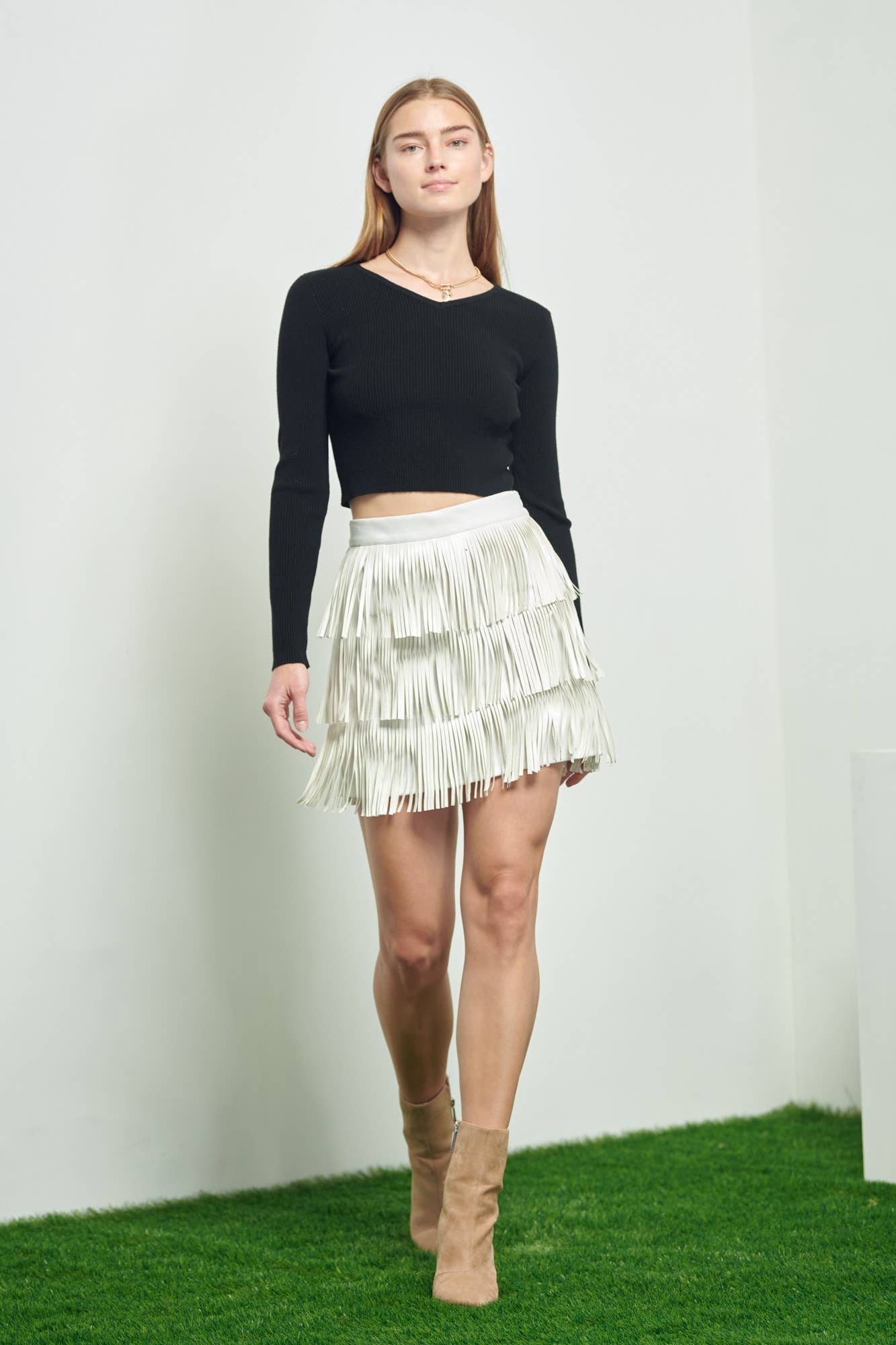 WESTERN FAUX LEATHER FRINGE MINI SKIRT (PLUS AVAILABLE)