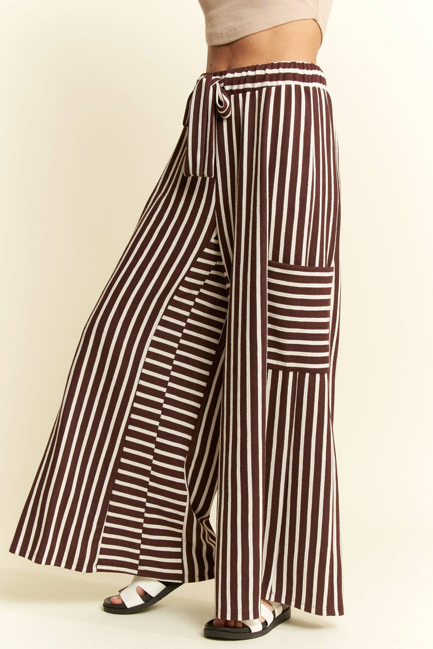 STRIPE WIDE LEG PANTS