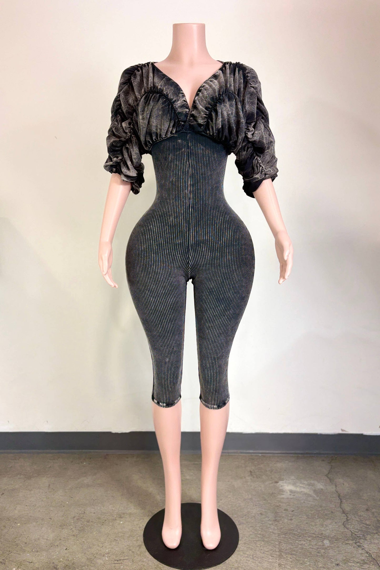 MINERAL WASH ULTRA RUCHED CAPRI ROMPER