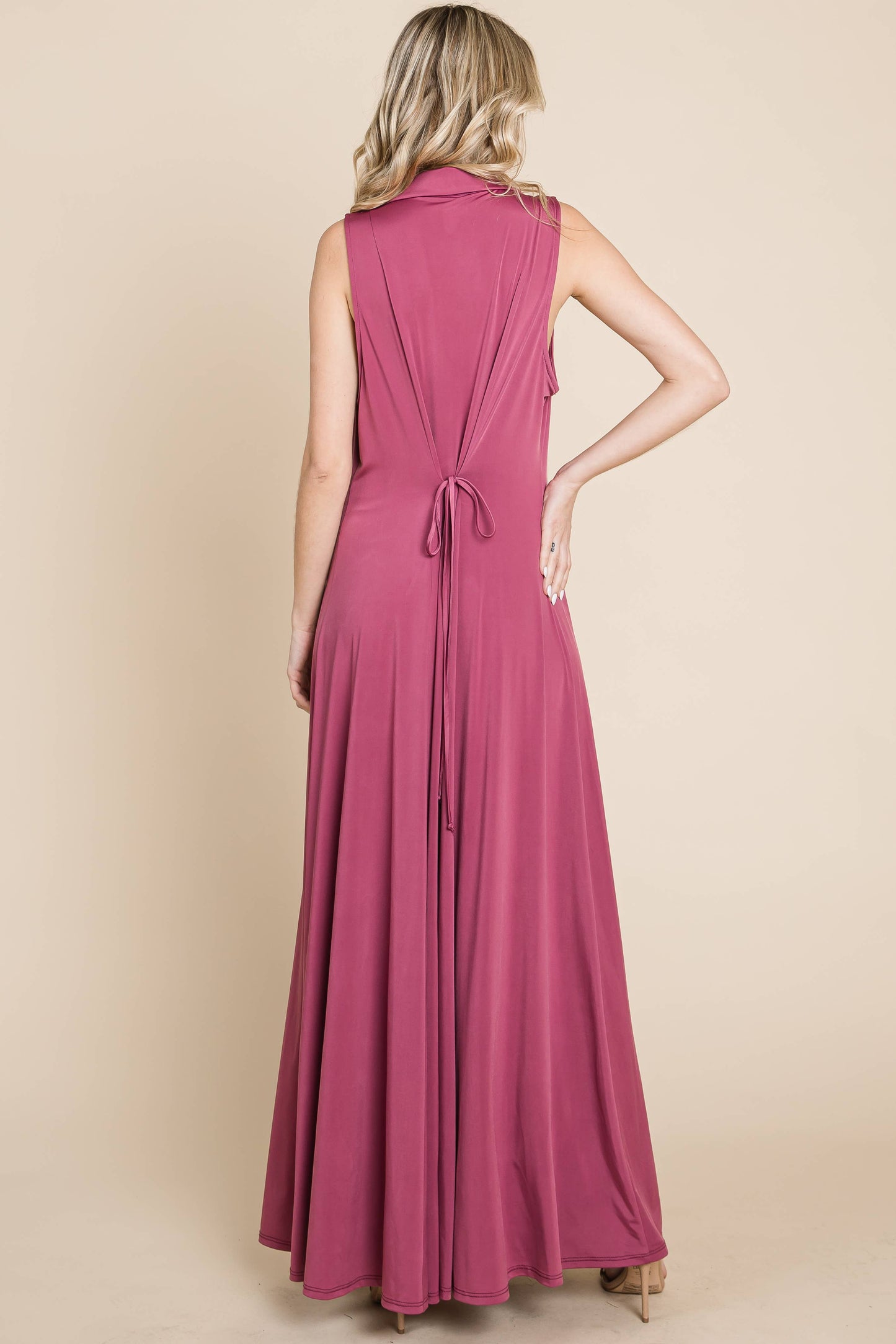 ETD-8903-PL Plus Size Solid Venezia V-Neck Maxi Dress