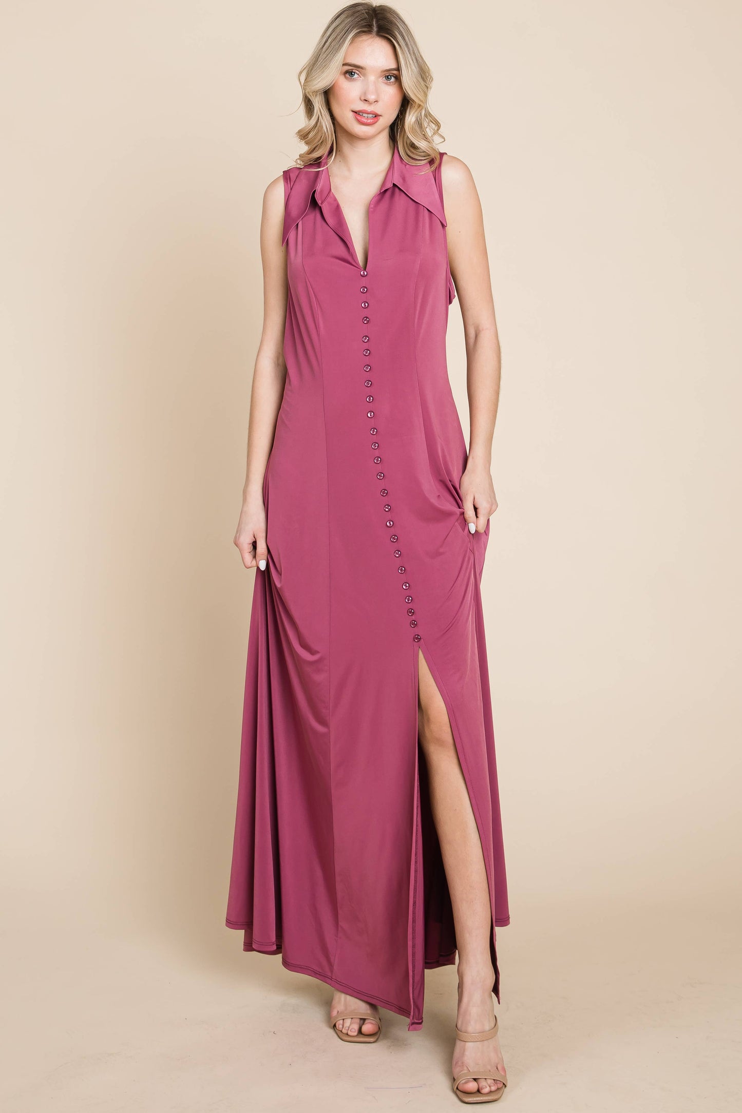 ETD-8903-PL Plus Size Solid Venezia V-Neck Maxi Dress