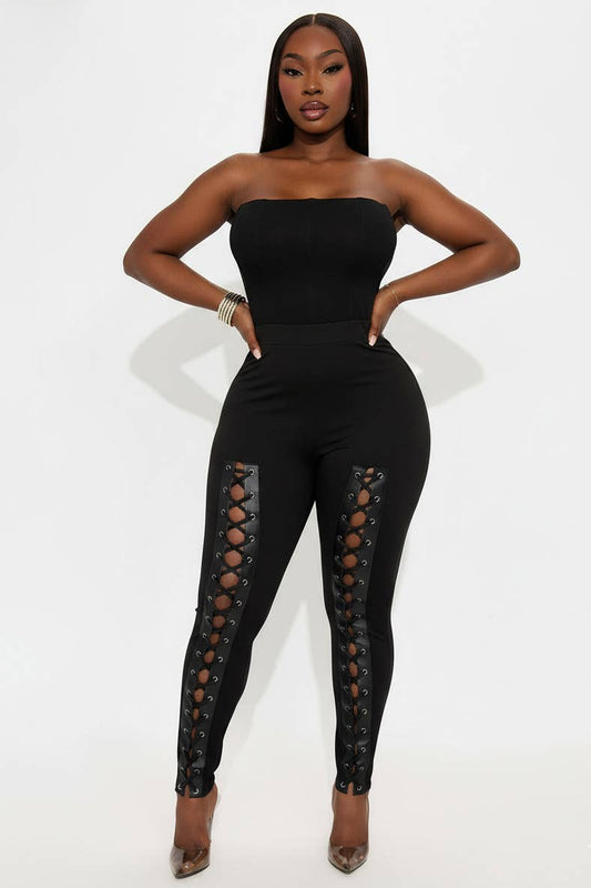 LEG LACE UP DETAILED LEGGINGS