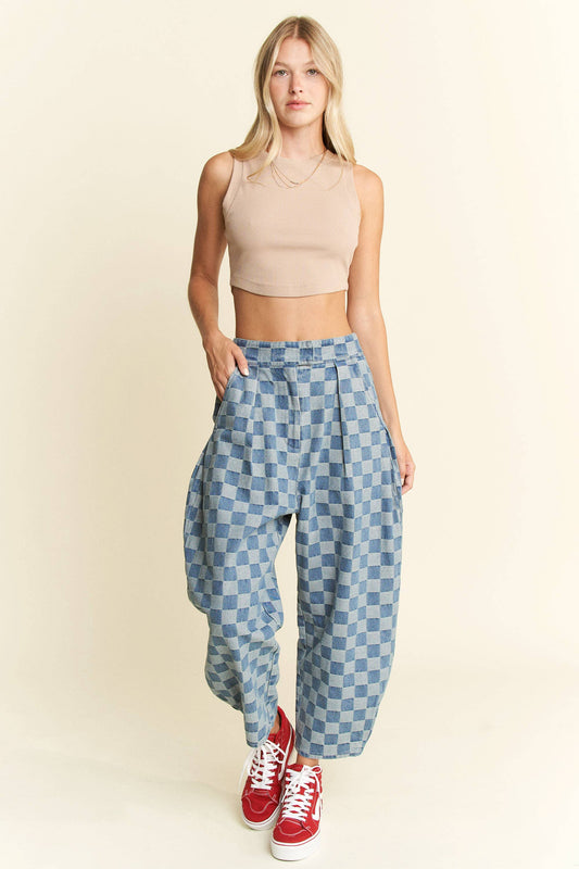 PLEATED CHECKERED HIGH WAIST BARREL PANTS